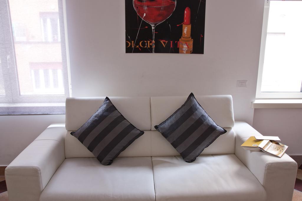 Maison Re Di Roma Bilik gambar
